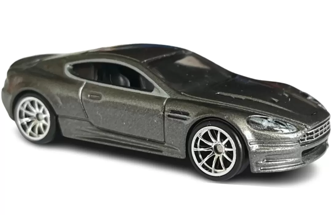 Aston Martin DBS