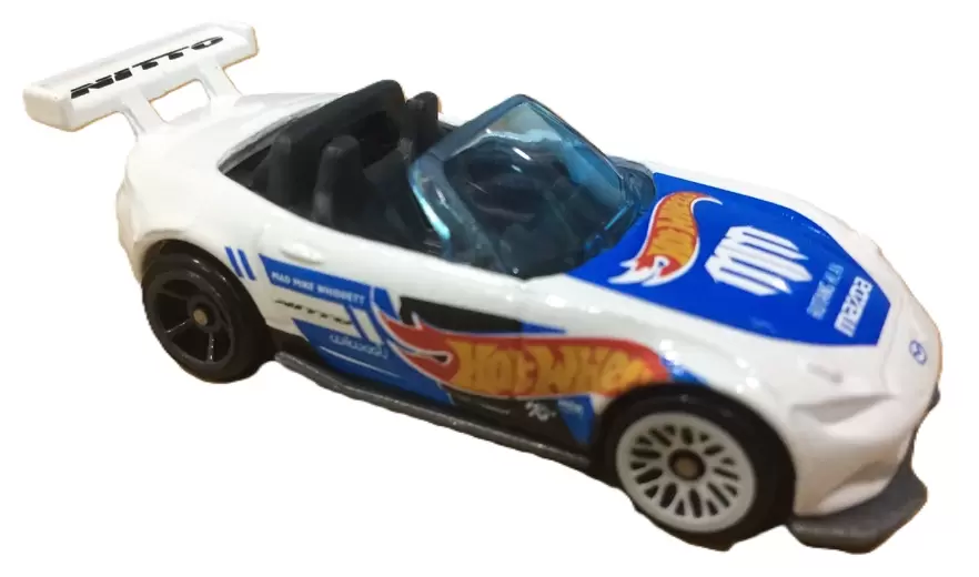 15 Mazda MX-5 Miata