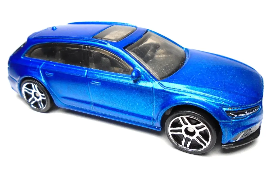 17 Audi RS 6 Avant