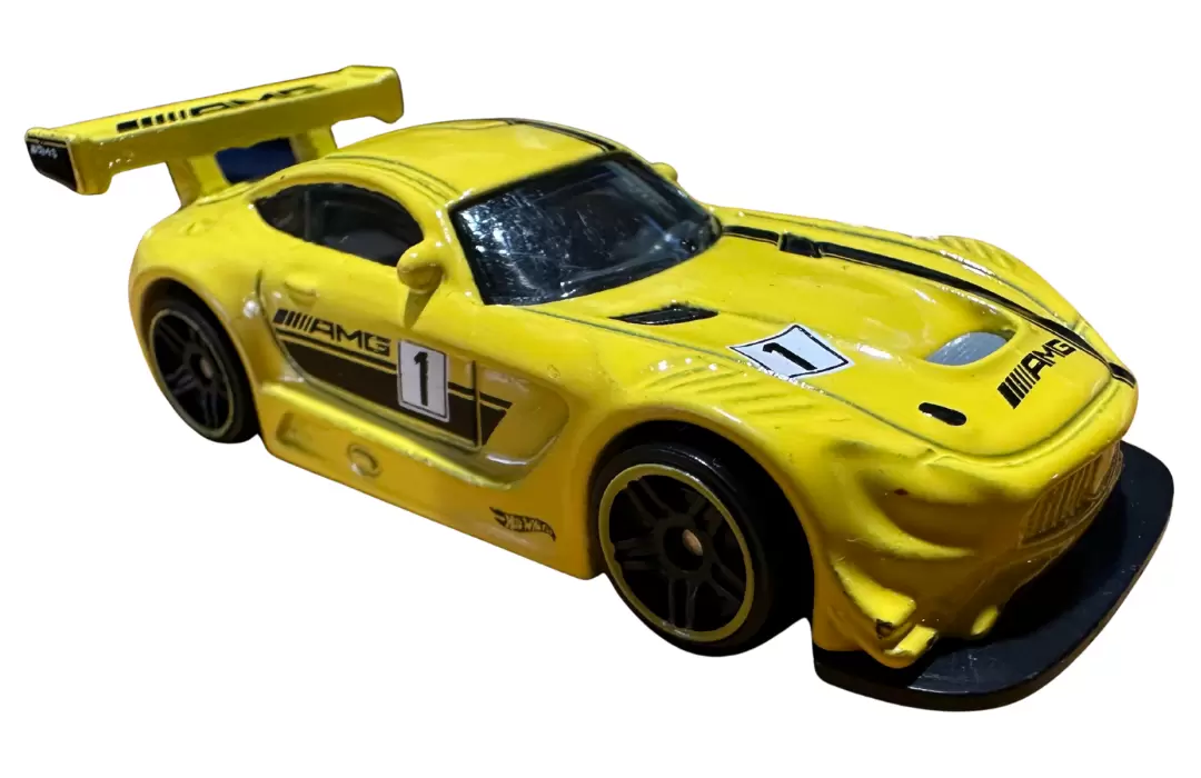 16 Mercedes-AMG GT3