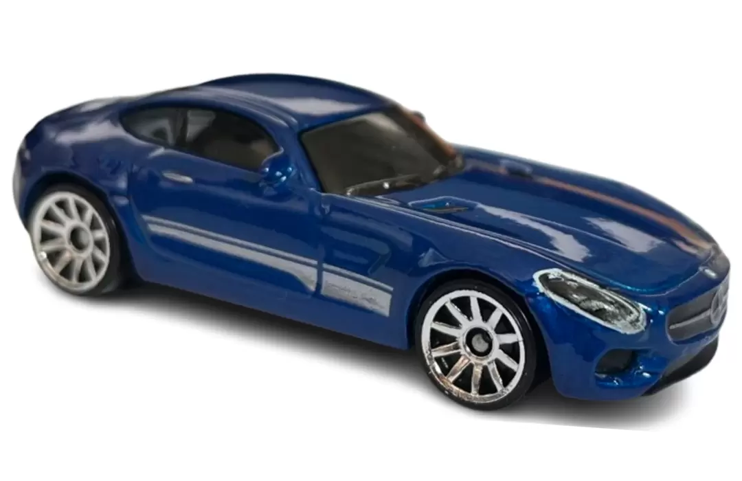 15 Mercedes-AMG GT