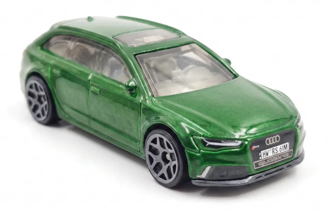 17 Audi RS 6 Avant