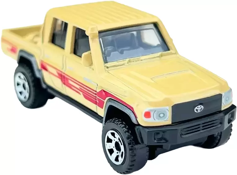 17 Toyota Landcruiser 78