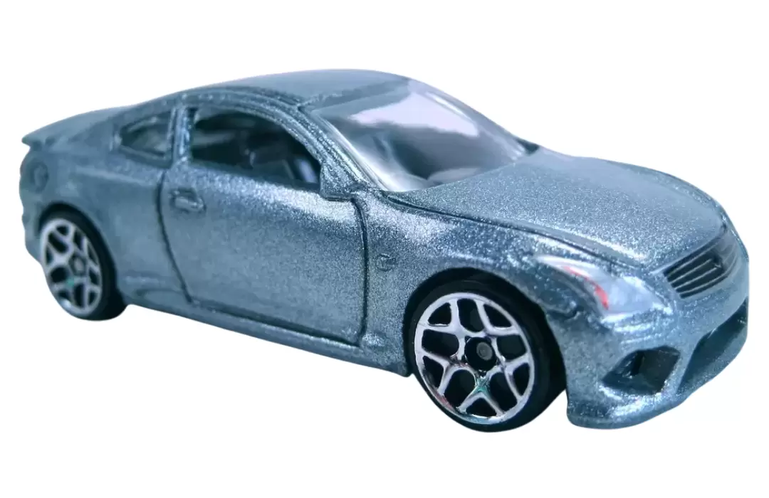 Infiniti G37